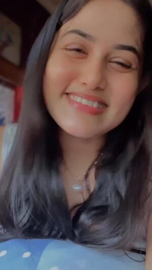Srijeeta Chakraborty Instagram - Bura wala hindi bolti hu 🫤