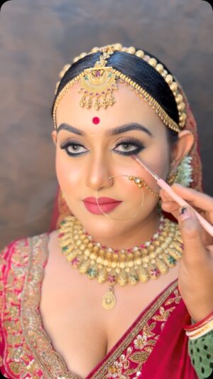 Srijeeta Chakraborty Instagram - #viral #shorts #trending #reels #trendingreels #instagram #makeup #makeupartist
