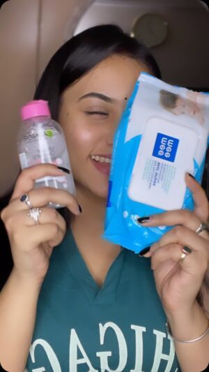Srijeeta Chakraborty Instagram - Night care guys 🙈 #reelsinstagram #ɪɴsᴛᴀʟɪᴋᴇ #branding #skincareroutine