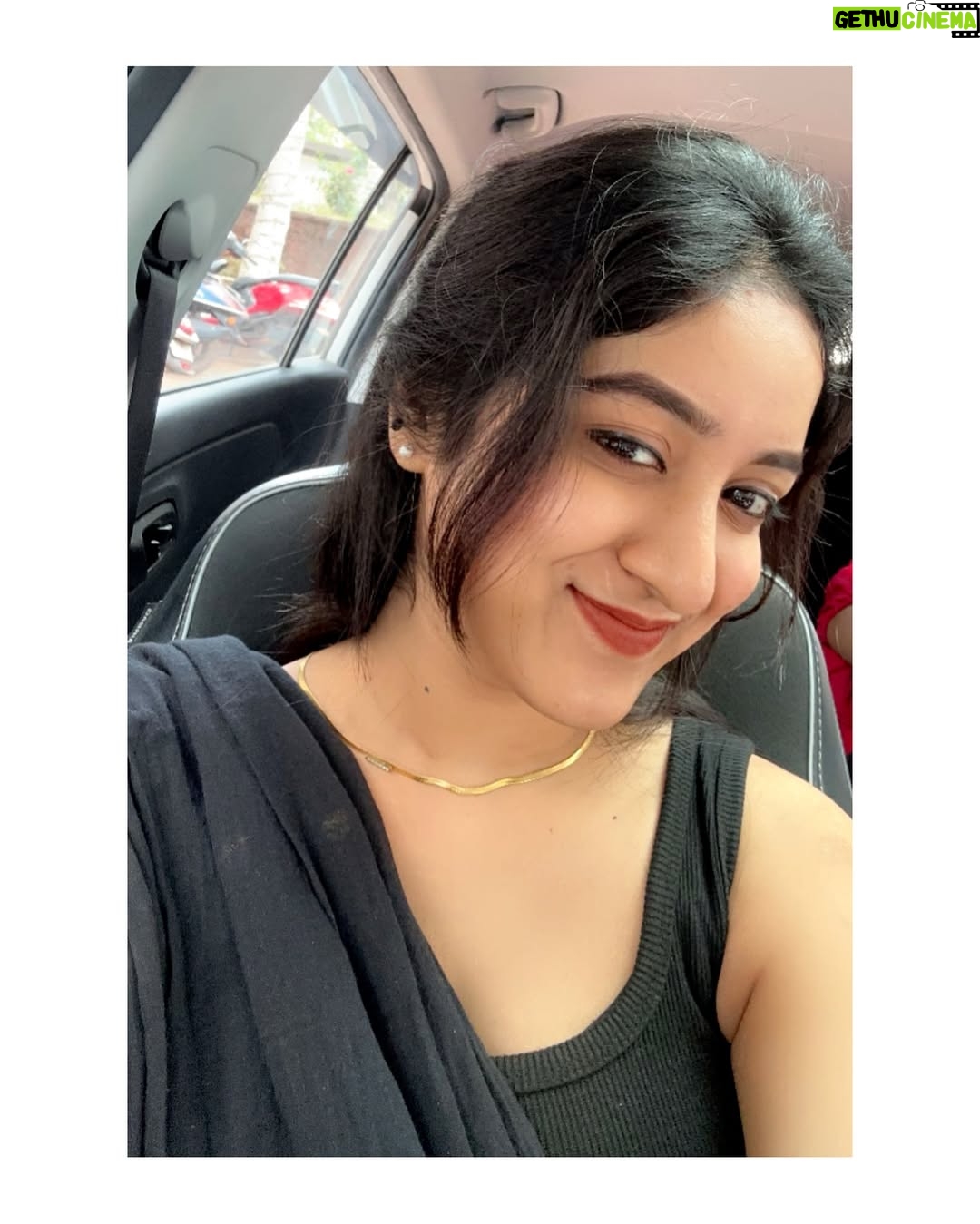 Srijhansi Mungalla - 4.1K Likes - May — you were magic in the most ordinary ways..
.
.
.

#MayDump #PhotoDump2025 #InstaMay #MonthlyMemories #MayVibes #VisualDiary #ReelKaroFeelKaro #AestheticVibes #IGReelsIndia #SlayWithConfidence #SummerGlowUp #GoldenHourMagic #ExploreWithMe #InstaQueenVibes #MoodCaptured #TrendyMoments #ViralContentCreator #DesiVibesOnly #MayMoodBoard #InstaPicDump #ReelTrend2025 #GlowWithGrace #MemoriesOfMay #ThrowbackVibes #chasingaesthetics🔱 #hyderabad #goabeach #andhra