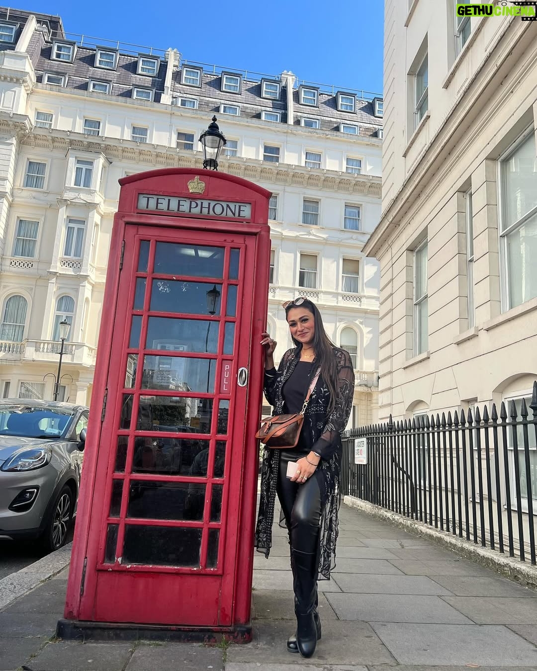 Sriti Shaw - 113 Likes - Travel is my life ❤️✈️

#travelphotography #travel #traveling #london #uk #enjoylife