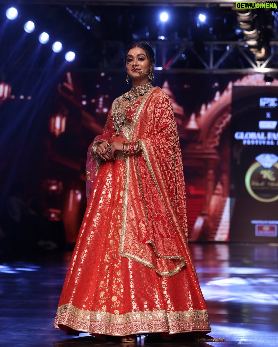 Sriti Shaw - 215 Likes - Bridal collection (saanj )2024 
Designed by @khushi_chauhan_designer_studio 
Show @gicwind 
Showstopper @sritishaw_official 
Jewellery by @eva18jewellery 
Photoshoot by @nkfotostudios
