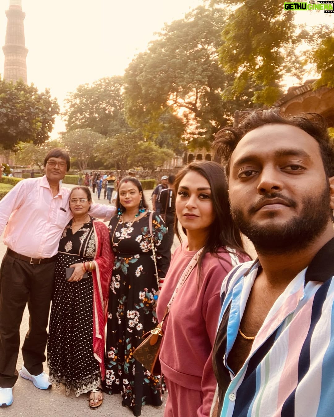 Sriti Shaw - 147 Likes - Well family vaccation spent well .. u vil be all missed ❤️❤️❤️ @ayush.shaw.fc @manjushaw904 @manju.shaw.714 @manisha_abhishek_gupta 

#family #travel #travelblogger #delhi #traveldiaries #travelling #travelgram #travelphotography #famjam #celebrity #celebrities #celebritilife #qutabminar #sritishaw #bollywood