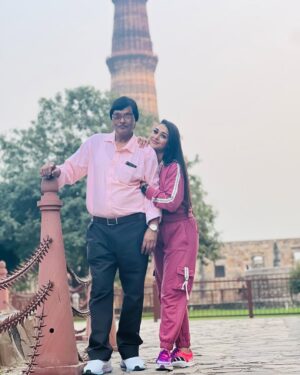 Sriti Shaw Instagram - Well family vaccation spent well .. u vil be all missed ❤️❤️❤️ @ayush.shaw.fc @manjushaw904 @manju.shaw.714 @manisha_abhishek_gupta
#family #travel #travelblogger #delhi #traveldiaries #travelling #travelgram #travelphotography #famjam #celebrity #celebrities #celebritilife #qutabminar #sritishaw #bollywood