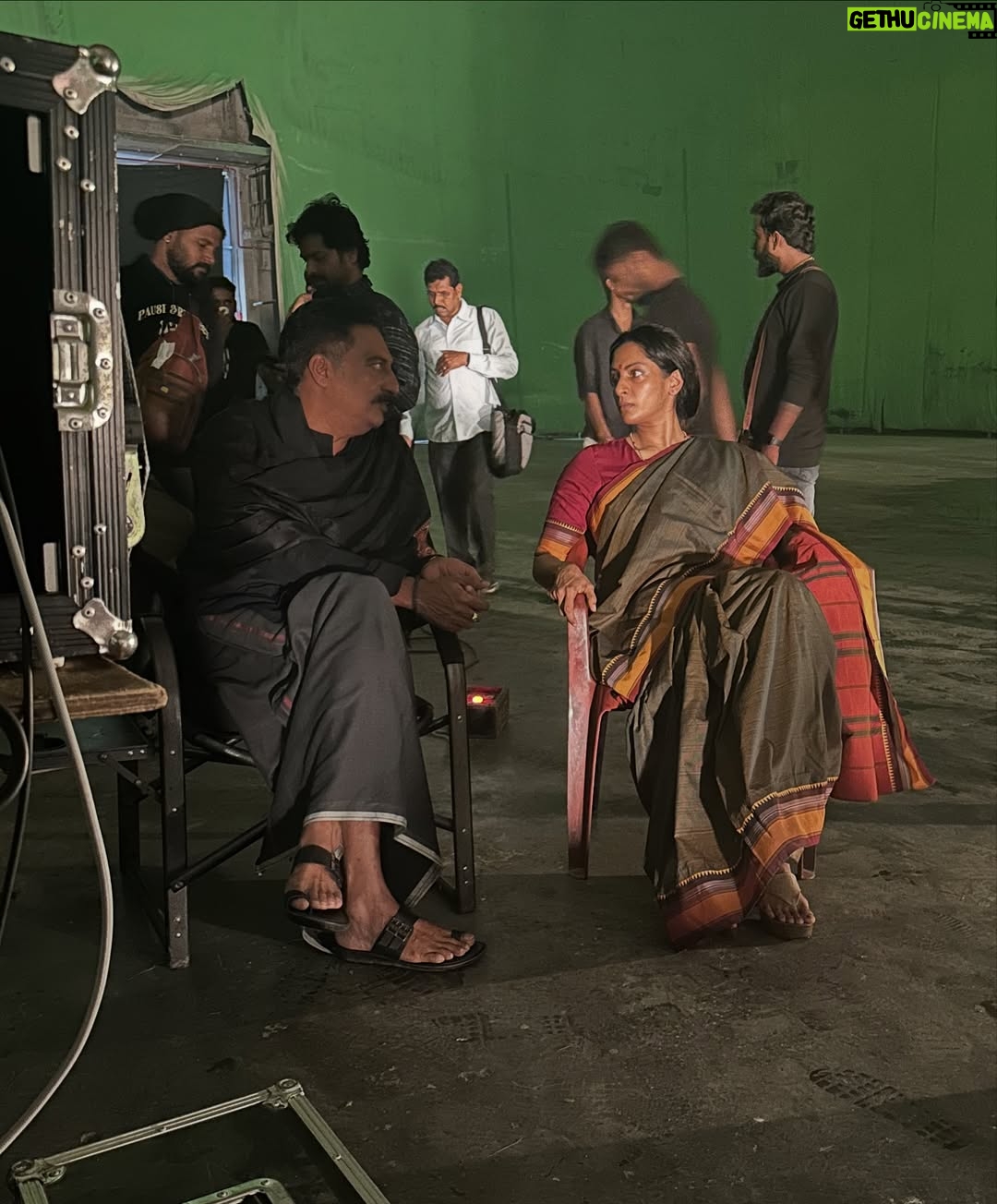 Sriya Reddy - 39.4K Likes - Working with great actors … sorry wonderful human beings on the set #theycallhimog has made the experience even more sweeter and grateful ! #pawankalyan sir is such a warm and most endearing person spreads his wings for everyone to come and take shelter under his wings ! #emraanhashmi @therealemraan such a lovely and wonderful person just transformed once camera’s were on , @joinprakashraj my my family my friend is special and always will be , @imarjundas he’s the sweetest warmest most gentle human , baby Arjun was the cutest ,@harishuthamanofficial my friend and a brilliant actor ! I am so humbled and truly grateful to this amazing team of just wonderful humans ! Must have done something right in life ! 🤗🧿❤️