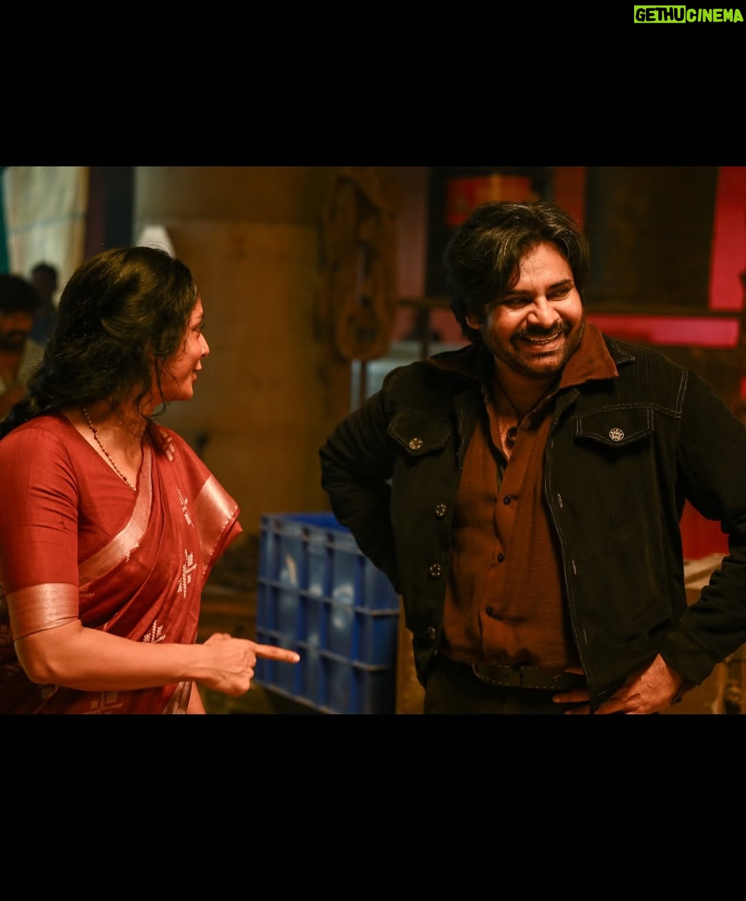 Sriya Reddy - 39.4K Likes - Working with great actors … sorry wonderful human beings on the set #theycallhimog has made the experience even more sweeter and grateful ! #pawankalyan sir is such a warm and most endearing person spreads his wings for everyone to come and take shelter under his wings ! #emraanhashmi @therealemraan such a lovely and wonderful person just transformed once camera’s were on , @joinprakashraj my my family my friend is special and always will be , @imarjundas he’s the sweetest warmest most gentle human , baby Arjun was the cutest ,@harishuthamanofficial my friend and a brilliant actor ! I am so humbled and truly grateful to this amazing team of just wonderful humans ! Must have done something right in life ! 🤗🧿❤️