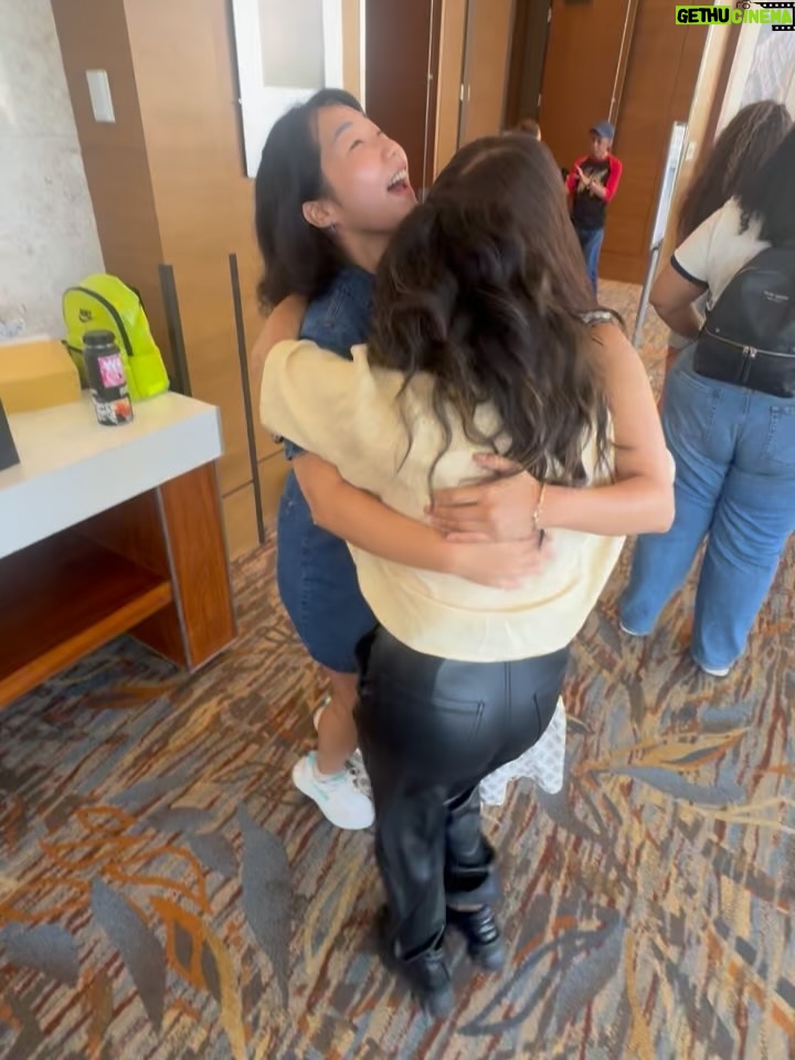 Stephanie Arcila - 6.1K Likes - Comic-Con 2025 
Highlight: My friends winning Best Horror/Suspense Film at @sdcomic_con Independent International Film Festival! Can’t wait for the world to see it. @parachutesfilm