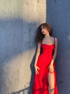 Actress Su Burcu Yazg? Co?kun HD Photos and Wallpapers October 2025