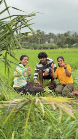 Subiksha kumar Instagram - കേരളത്തിലേക്ക് ചൂണ്ടയിടാൻ വന്നാൽ ഇങ്ങിനിരിക്കും 😂
#instagram #insta #trending #fishing #viral #fishingtravellers #instagood #new #instareels #kaichoonda