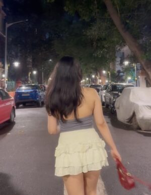 Sucheta Dutta Instagram - Midnight strolls🚶‍♀️🌃✨🪩

.
.
.
.
.
.
[ mumbai night life, flash photography, midnight stroll, explore ] 

.
.
.
.
#fyp #mumbainight #midnightstroll #viralpost