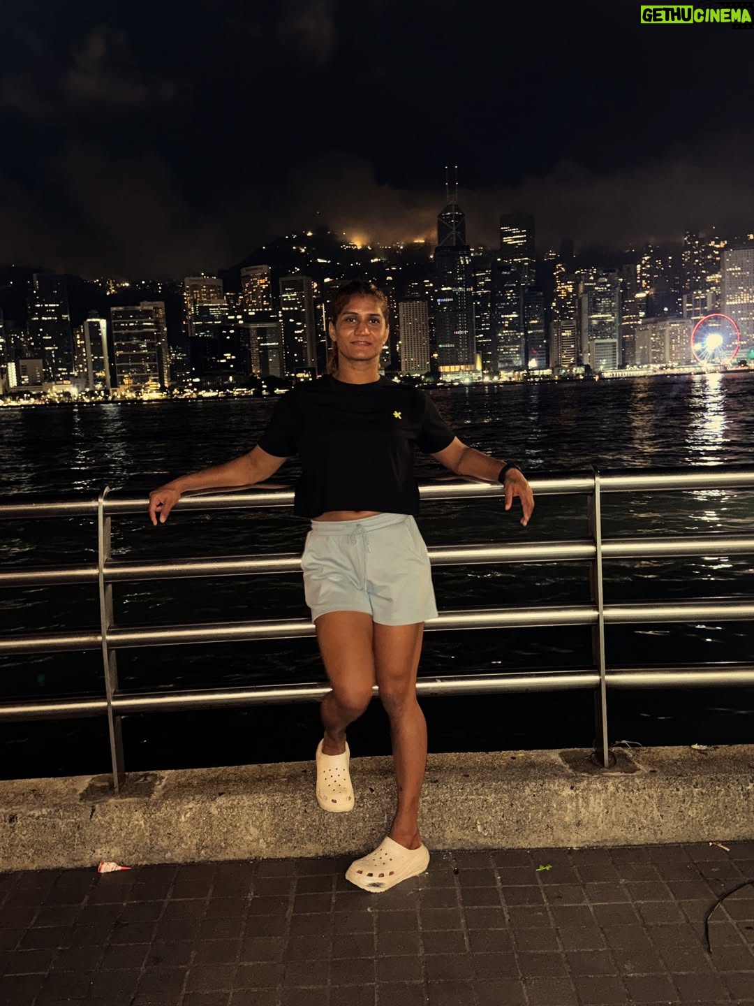 Suchika Hooda - 812 Likes - Victoria harbour… 🚢

#victoriaharbour #travel #travelphotography #hongkong #photography #nature #love #travelgram #photooftheday #instagood #adventure #instagram #picoftheday #wanderlust #explore #travelblogger #vacation #instatravel #beautiful #naturephotography #photo #art #trip #summer #landscape #traveling #travelling #beach #holiday #like