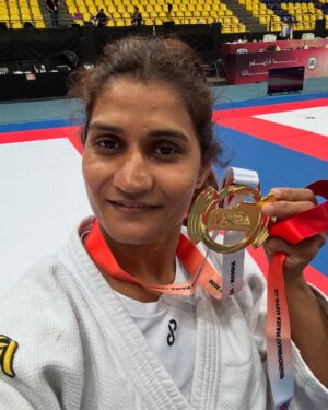 Suchika Hooda Instagram - 9 th Jujutsu Asian championship⦠1. Gold š„2 browns š„
#jujutsu #jujutsuindia