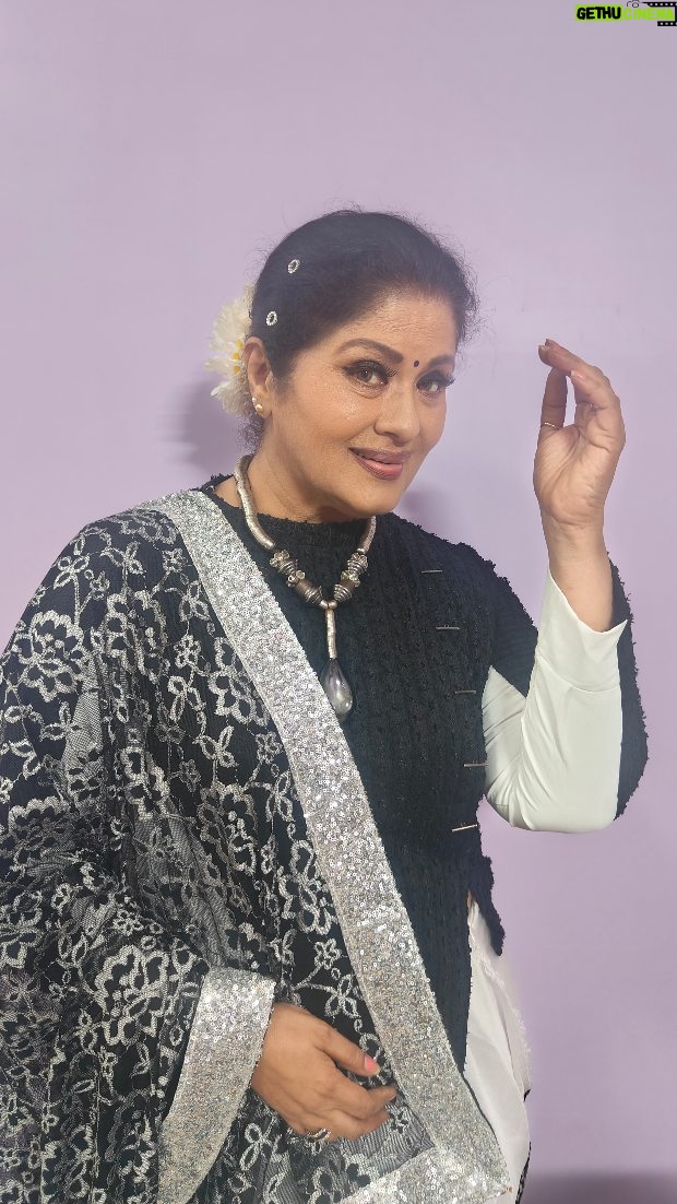 Sudha Chandran - 9.9K Likes - Nice look nice song so nice reel toh banta hai...aab nice nice feelings ke sath is reel ko super nice bana dijiye na.....
.
.
.

........@sudhaachandran
.#viralreels #viralvideos #viral
#pinkvilla #dangaltv#bekaaboo#tellychakkar
#sudhaachandran #colorstv #colourtv #naagin6 #zee5 #zeetelugu #reelsgram #reelsvideo #balajitelefilms #dance #tending #instagram #bollywood #reels #india #comedy#enterr10#trendingreelsvideo#trendingreels #dancereels#dangaltv@makeupbyfarhan @makeupbyshahrooq@vijaylokhande0610 @oldsongs
@kalpanathore @sumitsenapati5558 @maimunasayyed786