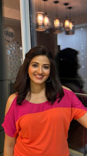 Suhasi Dhami Instagram - 😀
