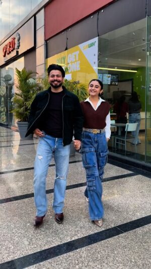 Sukhman Bhullar Sidhu Instagram - FIRST LOVE 🩷💞

@garrysandhu
@hopeedigital

#New #Punjabi #Song #Garrysandhu #Ep #trending #Song #Couplevibe #Instagood #Instamood #Couplesong #LoveSong