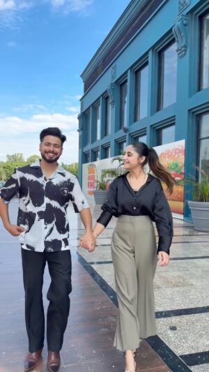Sukhman Bhullar Sidhu Instagram - #forareason #ppopculture  #karanaujla