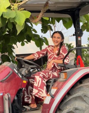 Sukhman Bhullar Sidhu Instagram - 🚜🌾