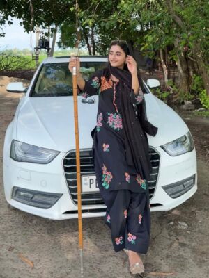 Sukhman Bhullar Sidhu Instagram - Beautiful outfit by @label_fazil 🌸