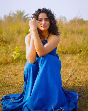 Sukrutha Wagle Instagram - Dreamgirl ✨ aura 

DOP @adishettyphotography

#sukruthawagle #sukrutha