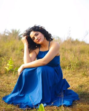 Sukrutha Wagle Instagram - Dreamgirl ✨ aura 

DOP @adishettyphotography

#sukruthawagle #sukrutha