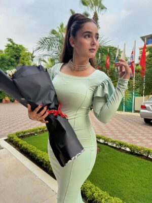 Sumaiyya Bukhsh Instagram - Whatever you do, keep it cute🫰🏻