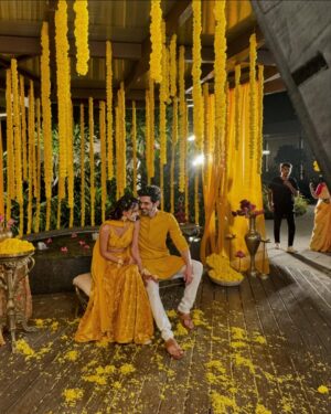 Suman Rao Instagram - #Ad so Beautiful…BTS toh banta hai…☺️😉
Eejiii lagta hai dulhan banna…??!!…Eejii nahi hai..☺️😉😎
@sarahiforgot @entouragefilms @timestalent @mirtawseef18
@kirrann_gavali05 @gary_dean_taylor @edwardlalrempuia @brown__bread__ @sneharodricks