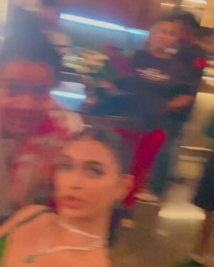Suman Rao Instagram - #Ad so Beautiful…BTS toh banta hai…☺️😉

Eejiii lagta hai dulhan banna…??!!…Eejii nahi hai..☺️😉😎

@sarahiforgot @entouragefilms @timestalent @mirtawseef18 
@kirrann_gavali05 @gary_dean_taylor @edwardlalrempuia @brown__bread__ @sneharodricks