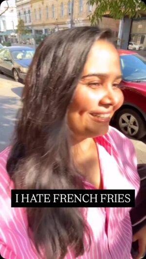Sumukhi Suresh Instagram - Going abroad and missing india only to come back to India and missing abroad. 

#melbourne #travel #NRI #comedy #funny #australia 

[Melbourne, Travel, NRI, Comedy]
