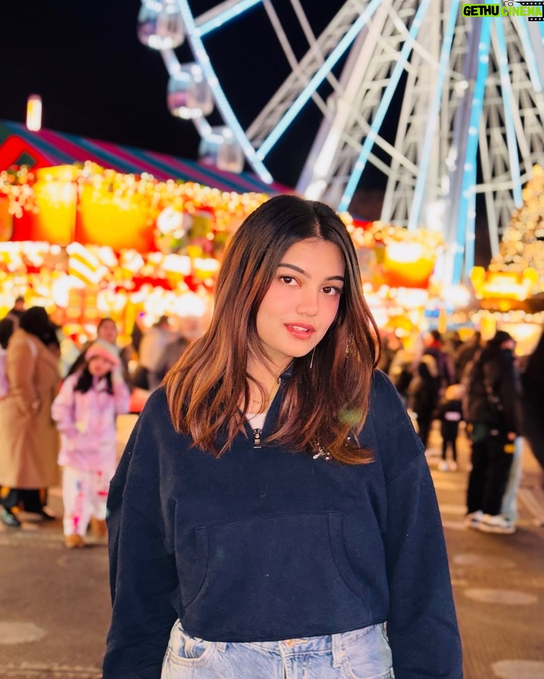 Sunaina Ganesh - 1.9K Likes - it’s the sweater season! ❄️🫶🏻