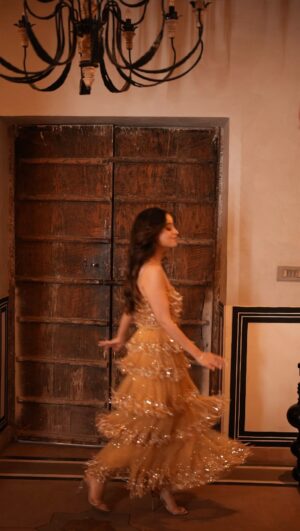 Sunaina Khera Instagram - Hi from me & my NOISY dress ✨💃 This was my team’s first reaction. Now it’s your turn! Drop your reaction in just an emoji👇
With all our signature detailing, it’s perfect for cocktail nights, welcome dinners, after parties, and every sit down soirée where you want the room to turn before you reach the table.😉
The A-Team!✨
Photography: @psyba._ @virangna.dhillon
Makeup: @raveen_anand
Location: @thepadmaajaipur
Moral Support Duty: My MIL, @thesaniyasugla & @kashish.chawlaa