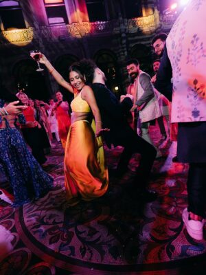 Sunaina Khera Instagram - A cross cultural celebration to remember 🥹💛
Ipshita chose our yellow silk satin sari for her sangeet afterparty at her Indian-Lebanese wedding in Porto, Portugal.
The sweetest part? @ipshitak and @ribal.saroufim tied the knot on the same date they started dating,10 years ago.✨
Photography: @afonsocastella @luisakiota
Makeup: @tomperdigao
Location: @palaciodabolsa
