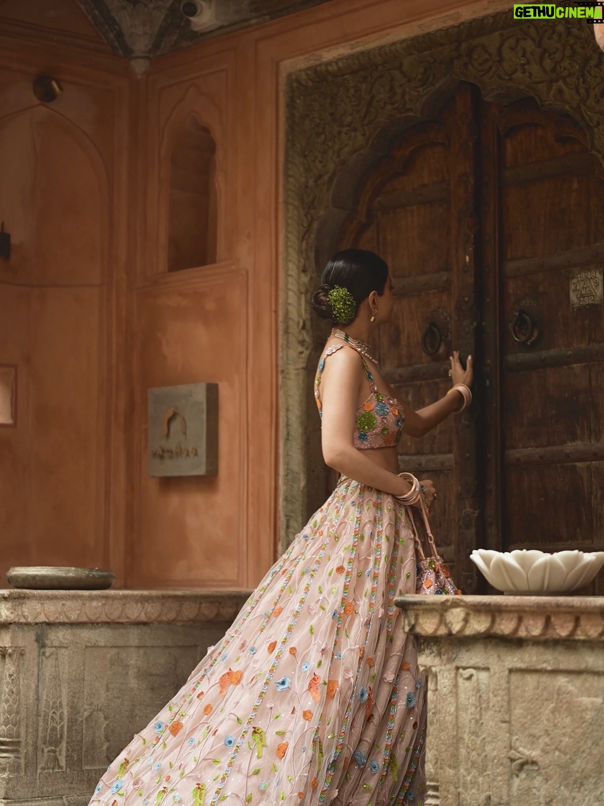 Sunaina Khera - 3 Likes - Memories// The Pink Postcard.