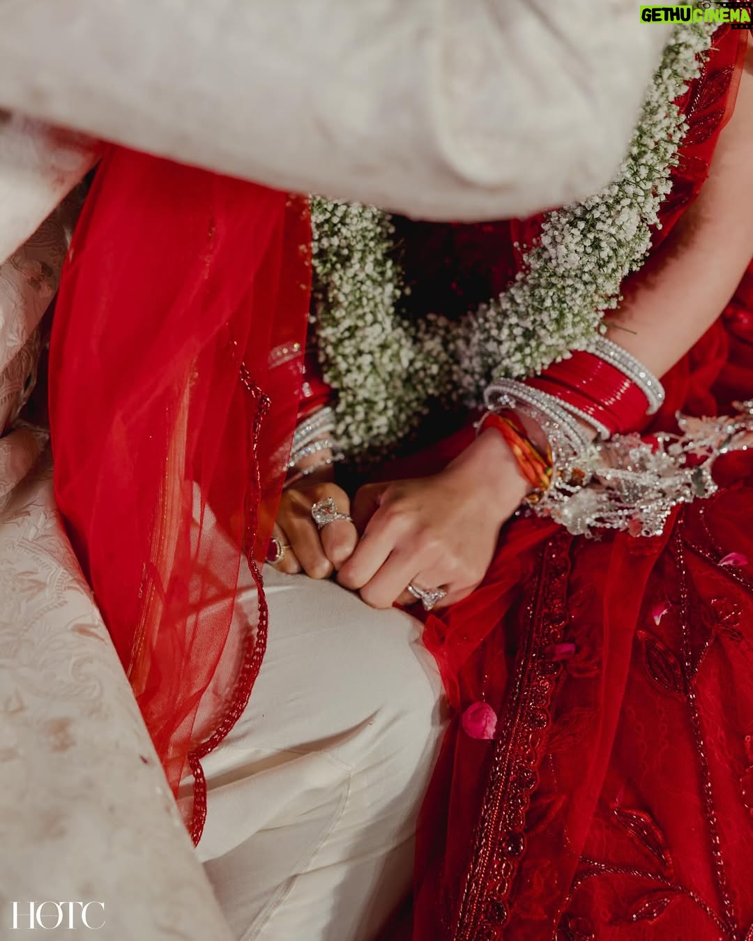 Sunaina Khera - 70.9K Likes - Kuch toh hai tujhse raabta♥️

On 19th November, I finally became a ‘Sunaina Khera’ bride♥️