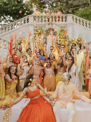 Sunaina Khera Instagram - Ravina, a Sunaina Khera bride🍊🧡
Photographed by @amritphotography ✨