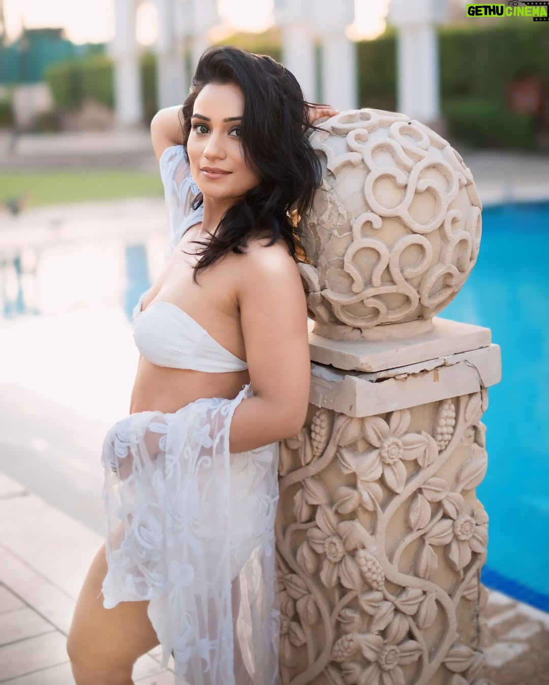 Sunita Trakroo - 3 Likes - 🐠

#sunitatrakroo #instagood #instagram #instafashion
