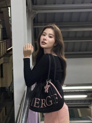 Supassara Thanachart Instagram - 😳🩵🫶🏻

#ADayBagMedium
#ChaosFrequency
#MergeFriends
#MergeADayBag