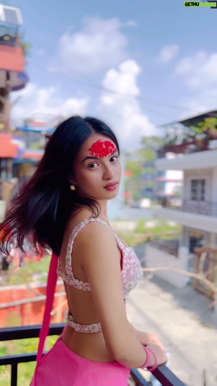 Supriya Chhetri - 2.4K Likes - Happy Dashain ❤️
Wearing: @kabita_boutique_