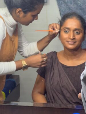 Surabhi Lakshmi Instagram - അങ്ങ് വാനകോണിൽ. .....
മിന്നി നിന്നൊരമ്പിളി 🧿❤️
@armthemovie @sujithnambiar_thiyarath @jithin_laal 📸 @afsal_.3578
#location
#armthemovie #surabhilakkshmi