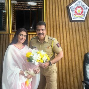 Surabhi Purohit Instagram - 𝗥𝗲𝘁𝗶𝗿𝗲𝗺𝗲𝗻𝘁 𝗶𝘀𝗻’𝘁 𝘁𝗵𝗲 𝗲𝗻𝗱 — 𝗶𝘁’𝘀 𝗷𝘂𝘀𝘁 𝘁𝗵𝗲 𝗲𝗻𝗱 𝗼𝗳 𝗦𝗲𝗮𝘀𝗼𝗻 𝗢𝗻𝗲. 𝗡𝗼𝘄 𝗰𝗼𝗺𝗲𝘀 𝗦𝗲𝗮𝘀𝗼𝗻 𝗧𝘄𝗼 💥

My Big Brother 🙏🏻 Daya Nayak Anna 🙏🏻

Daya Nayak ( ACP ) Sir the encounter specialist, retires today ( 31st July 2025 ) after 31 years of fearless, dedicated service in the Mumbai Police 🇮🇳

Everyone calls him “Anna” , which means big brother — and for me, that’s exactly who he’s been. My neighbour and someone who’s always had my back — no matter what.

Met a real-life hero today ( 31st July 2025 ) again 💥 I had to capture this moment as he wore the ACP uniform for the last time. A memory to cherish forever ❤️🙏🏻

His service to the nation has been unforgettable.
He gained fame for his fearless crackdown on Mumbai’s underworld, neutralising over 84 gangsters and contributing to several high-profile cases, including the Ambani bomb scare case
The underworld feared him, he helped clean up the streets when the city needed it most.
Though the world called him an “encounter specialist,” Daya Nayak never accepted that title . He always said he wasn’t trigger-happy but was forced to kill gangsters to prevent more “bloodshed and mayhem”.
His car was blown up in a bomb blast, several life threats still he remains unshakable. His life was so extraordinary that films like “Ab Tak Chhappan” and “Kagaar” were based on his real-life story — and the beloved CID character “Daya” was loosely inspired by him. But no screen portrayal can fully capture the strength, courage, and integrity of the real man behind it all.

Congratulations, sir 🙏🏻 It’s been a true honour to witness your journey. Your story will continue to inspire millions.

Thank you for your service to the nation 🙏🏻 

Season 1 was legendary. ⭐️ and I know Season 2 will be just as powerful. 💙 🇮🇳 🙏🏻

#dayanayak #mumbaipolice #indianpolice #crimebranchmumbai #🇮🇳 #jaihind #india #reallifehero #supercop #satyamevajayate #surabhiprabhu