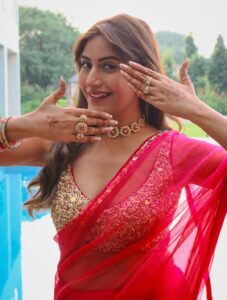 Actress Surbhi Chandna HD Photos and Wallpapers October 2025