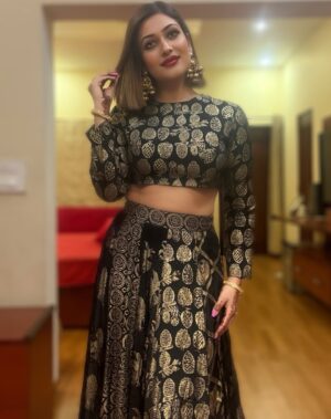 Surilie Gautam Instagram - 🖤