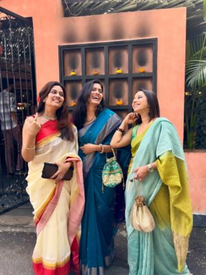 Suruchi Adarkar Instagram - दसरा 🌸