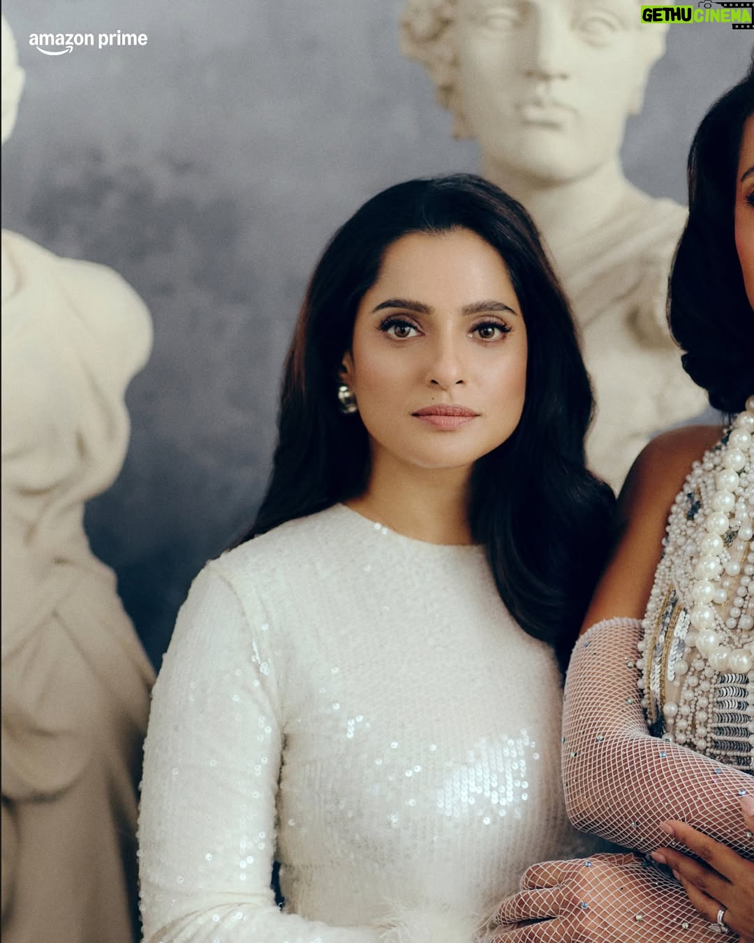 Surveen Chawla - 250.6K Likes - look closely, Andhera remains hidden in plain sight 👀

#AndheraOnPrime, Watch Now