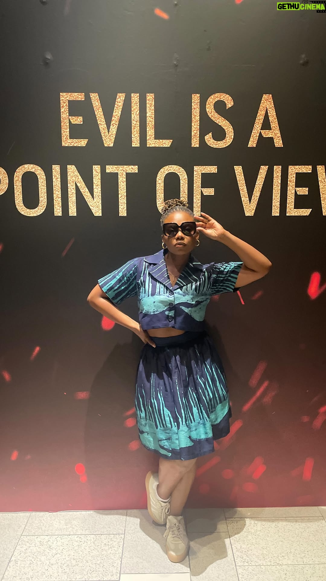 Susan Heyward - 1.3K Likes - Last summer, ya girl jumped on a plane immediately after Comic Con to join the shenanigans at Godolkin University. Episodes of @genv drop on 9/17!