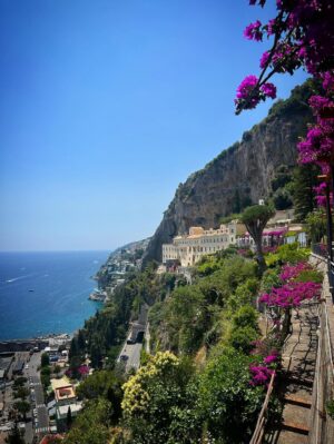 Susan Sarandon Instagram - While in Italy for the @andreabocelliofficial foundation, I had the most beautiful stay with breathtaking views @anantaraconventodiamalfi . It’s a place like none other, a 13th century monastery built into the cliffside with modern day perfect service. Thank you for a memorable stay.