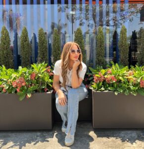 Actress Suzan Najm Aldeen HD Photos and Wallpapers September 2025