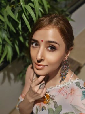 Suzanna Mukherjee Instagram - Just ... coz i felt cute 🥰