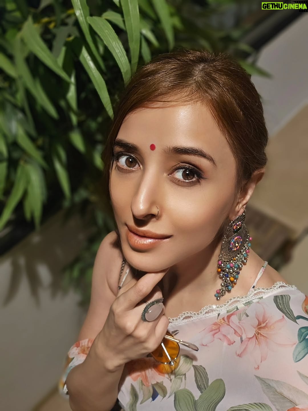 Suzanna Mukherjee - 3 Likes - Just ... coz i felt cute 🥰