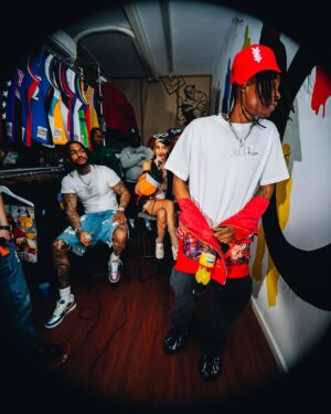 Suzi Instagram - Just yesterday, Dave East and Suzi made sure every single person who pulled up to JOMO SoHo felt the love, caught the vibe, and walked away with real benefits.
Under the cultural heat curated by CAPO and the JOMO crew, the whole spot was lit—no cap.
Folks wasn’t just watching, they was in it. From custom tee heat presses to the real-deal style battles, it was Echoes of the Streets like y’all never seen before.
This ain’t just fashion—it’s family, it’s foundation, it’s flavor straight out the mud.
And now the streets talkin’…
Who’s the next Day One from Jim Jones’ camp to step in the ring?
We got more heat loading, more names comin’, more culture about to pop.
You were there? Salute.
You missed it? Don’t trip.
Stay tapped in. Round 2 comin’ soon.
#EchoesOfTheStreets #JOMOStyleClash #DaveEast #SuziNYC #CapoCulture #JimJonesDayOnes #EastCoastEnergy #FromTheGarageToTheStreets #BuiltFromTheStreets #NYCvsATL #JOMOSoHo #RealOnesOnly #StreetwearRevival #CultureInMotion