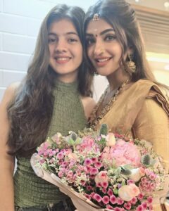Swaksha Most Liked Photos and Posts